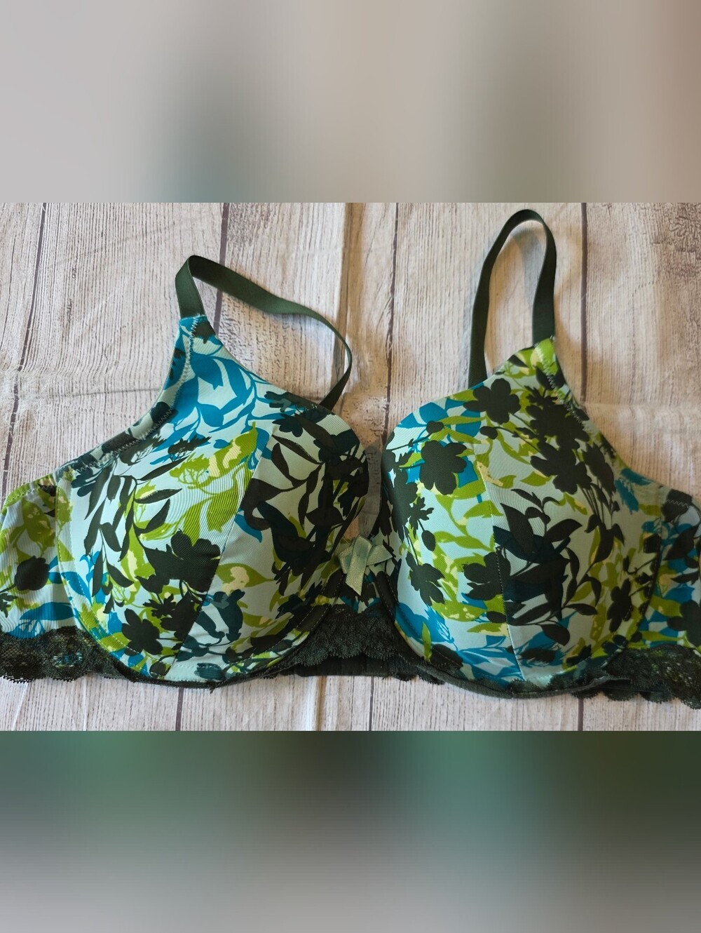 Adore Me Floral Bra Size 40C Green Underwire Lace Trim